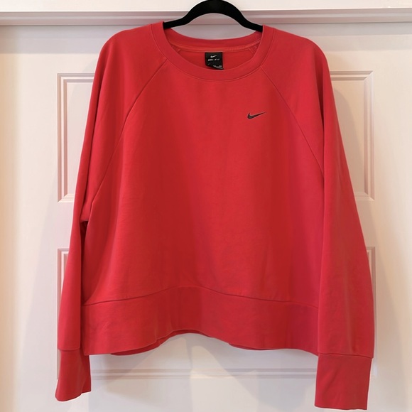 Nike Dri-Fit Pullover - Picture 1 of 7